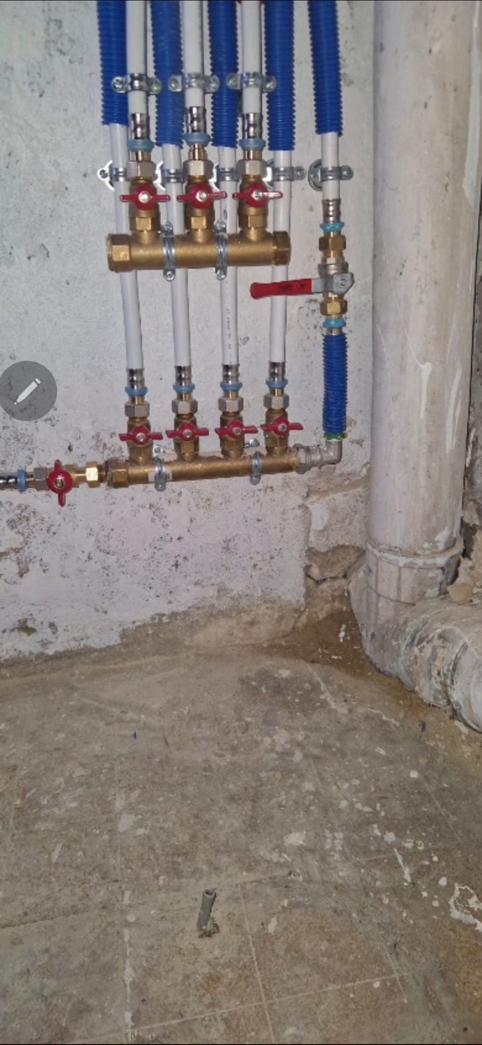 Installation de plomberie et collecteur PER par BS PRO